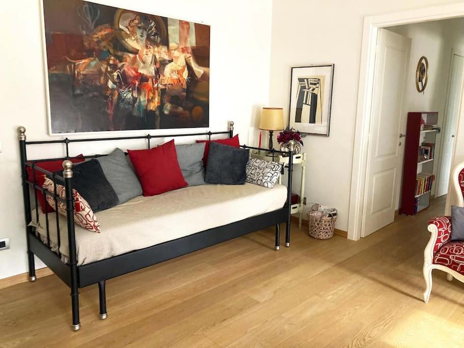 Artistic Apartment Park Милано Екстериор снимка